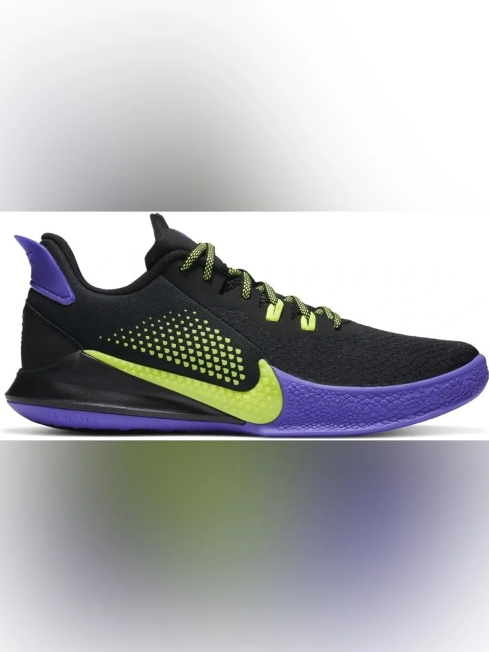 Nike Kobe Mamba Fury Black & Lemon Venom, size 6.5 men’s/8 women’s/5 youth NWT